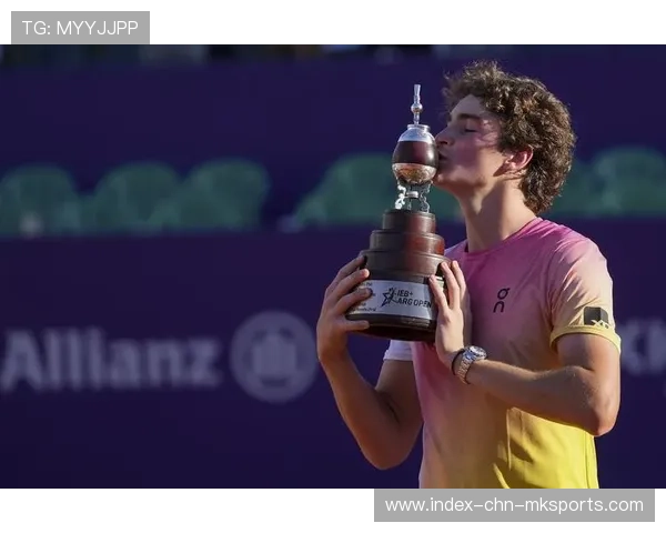 巴西新星海外首秀点燃国内庆祝狂潮